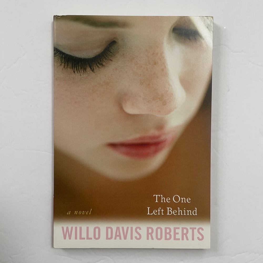 NEW BOOK (NEVER READ)!!